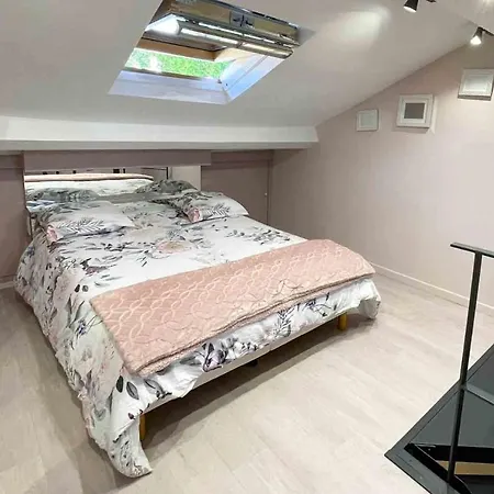 Casa vacanze Charming Townhouse With Garden In The Of *
